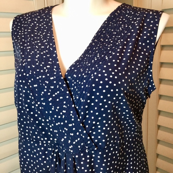 ✨Sold✨ Gap Maternity Navy Polka Dot Dress, XXL - Picture 2 of 8
